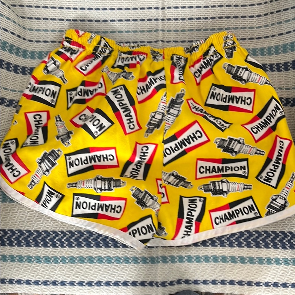 Vintage Champion L spark plug Yellow and Red swim trunks rare Novelty - Picture 6 of 12
